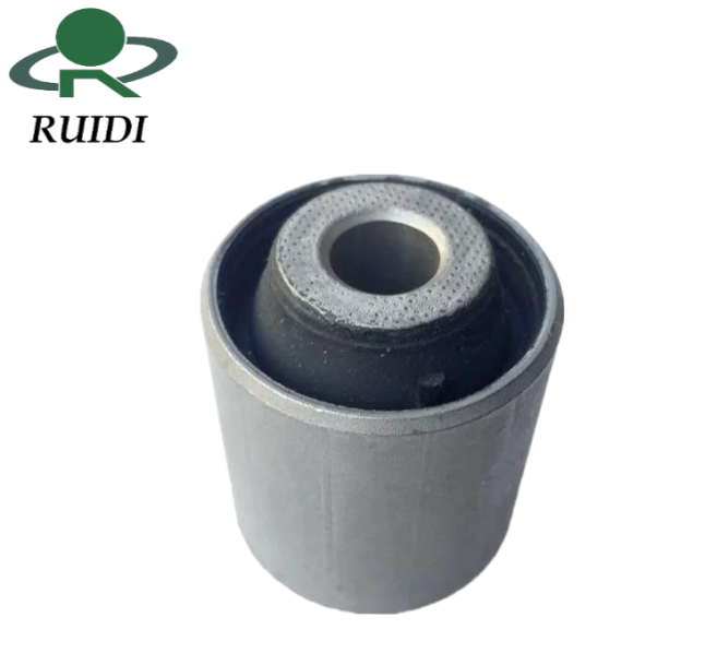 Taka-akselin tukivarren holkki